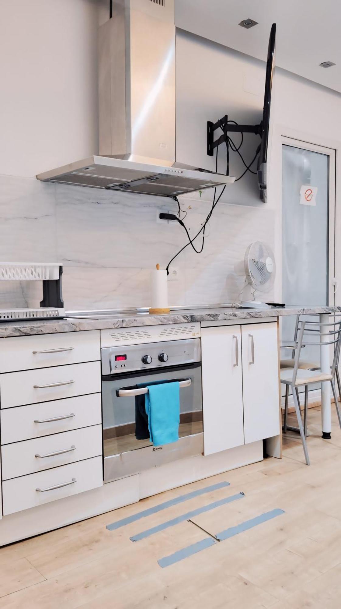 Centrico Apartamento Con Patio Мадрид Экстерьер фото